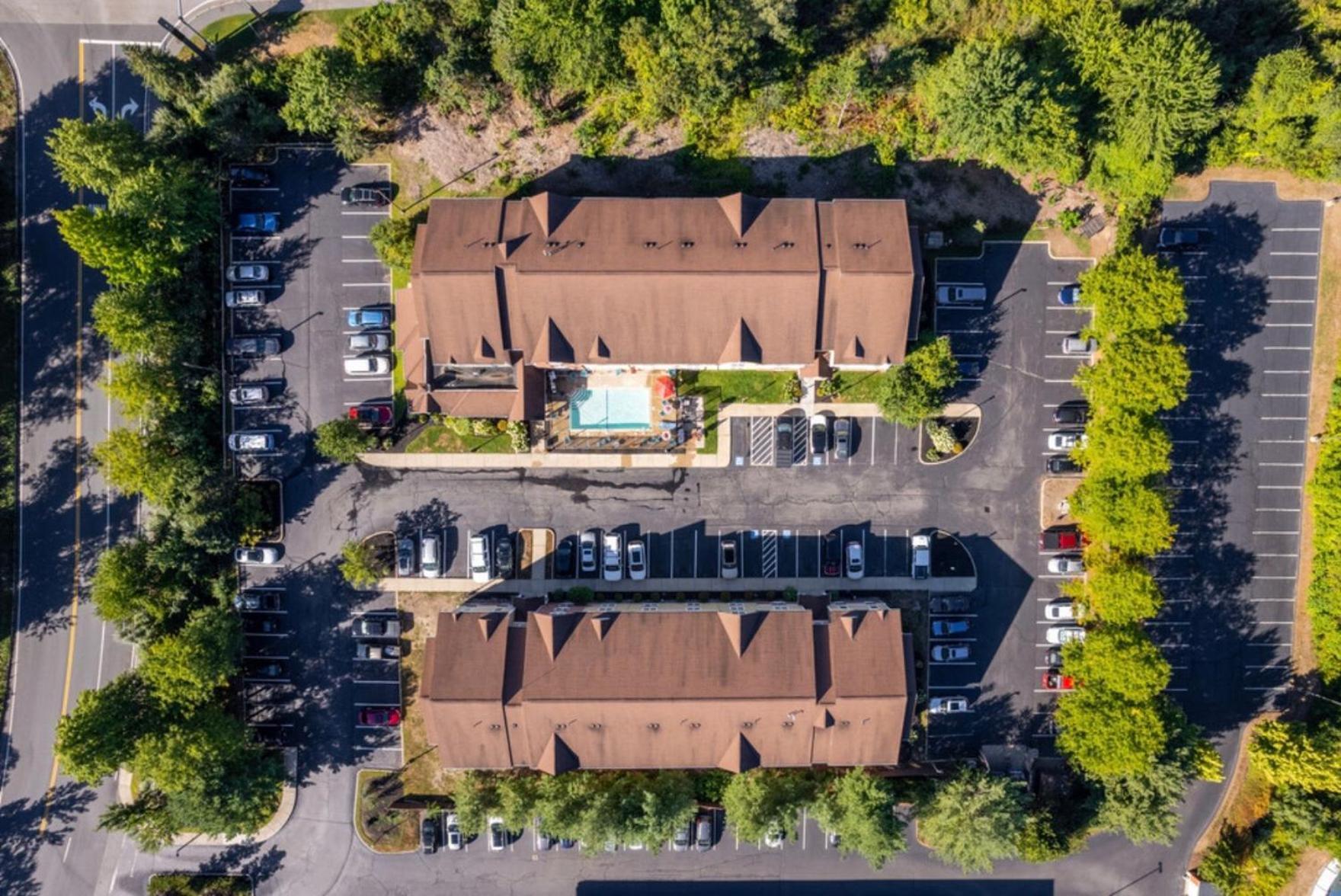 Residences At טוקסברי מראה חיצוני תמונה
